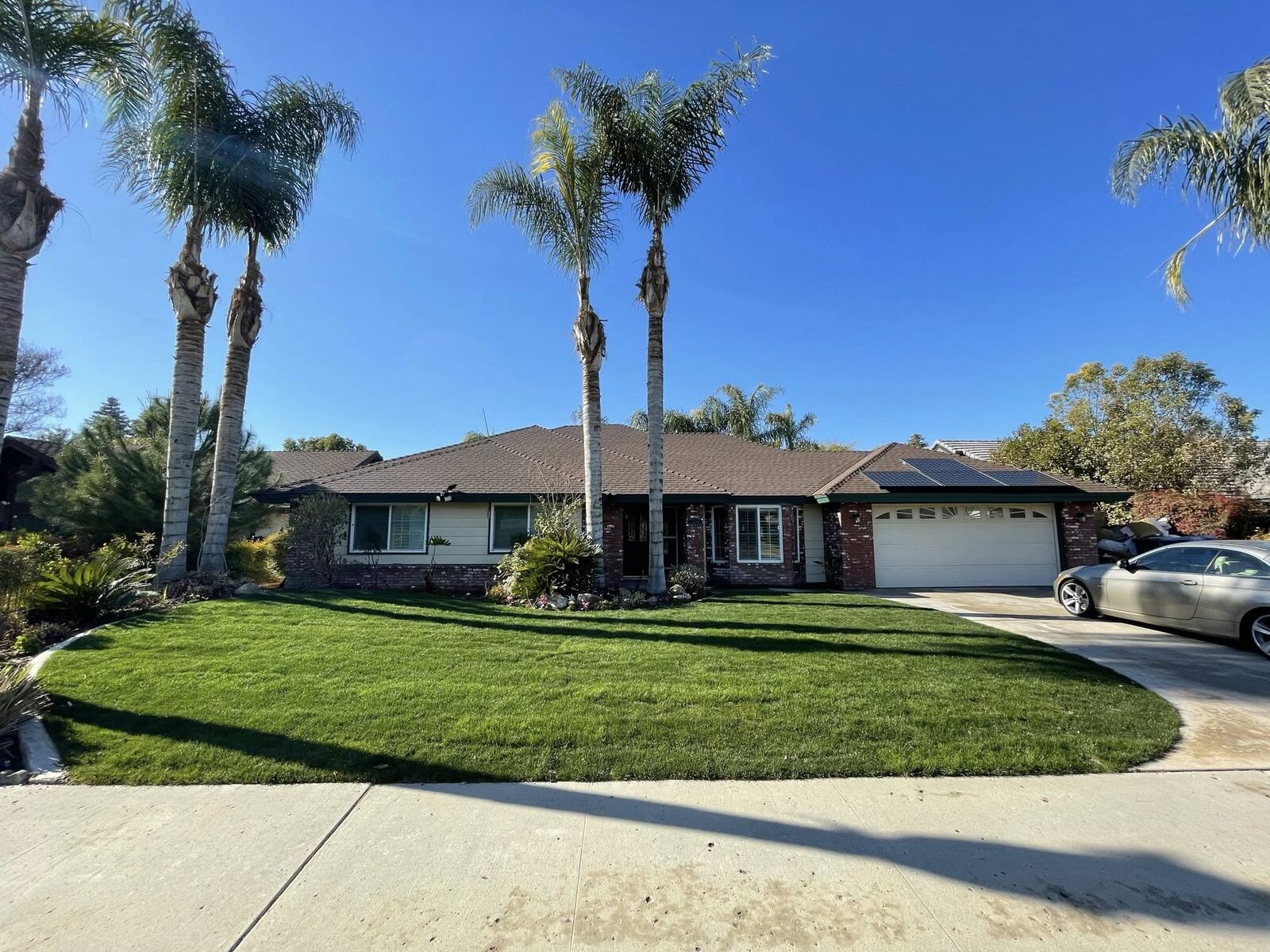 5113 Hollis St — Spacious Family Home in NW Bakersfield — photo 1 of 13